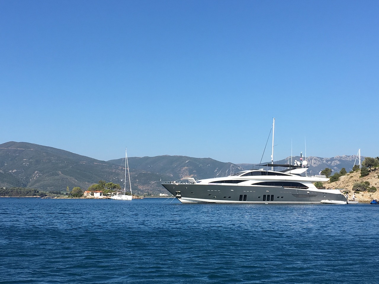 greece powerboat bay free photo