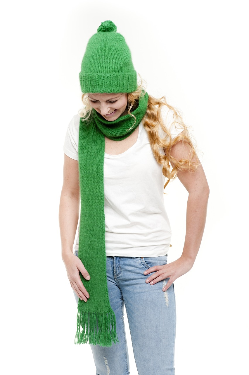 green winter scarf free photo