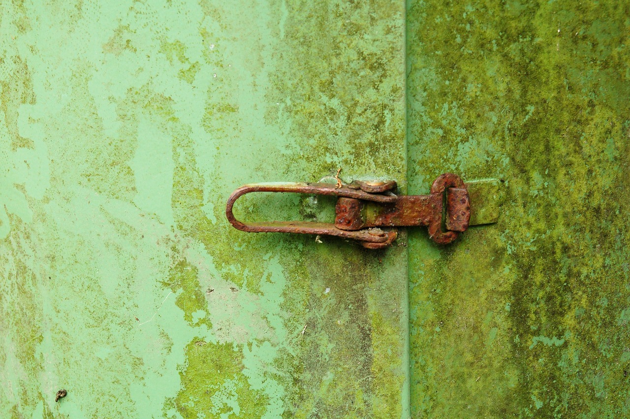 green old rusty free photo