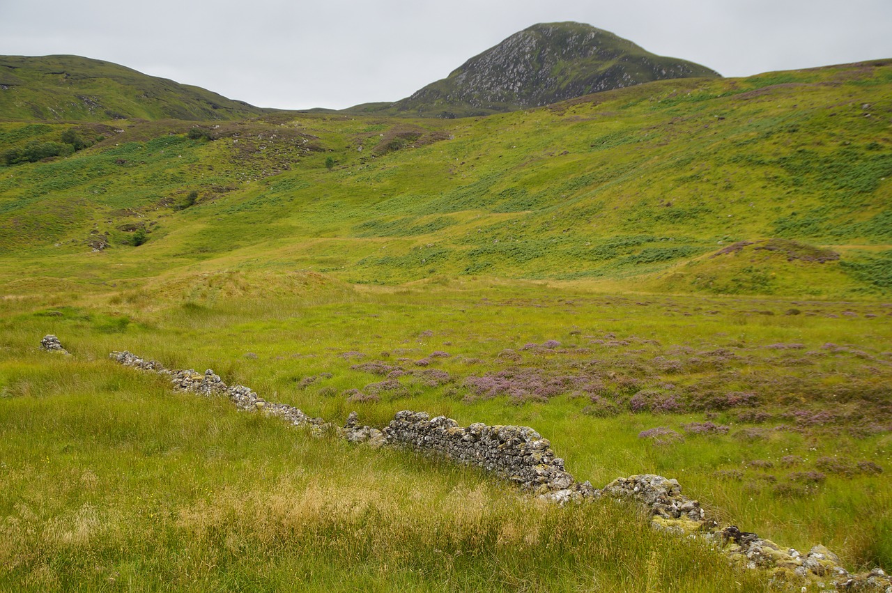 green  highlands and islands  landscape free photo