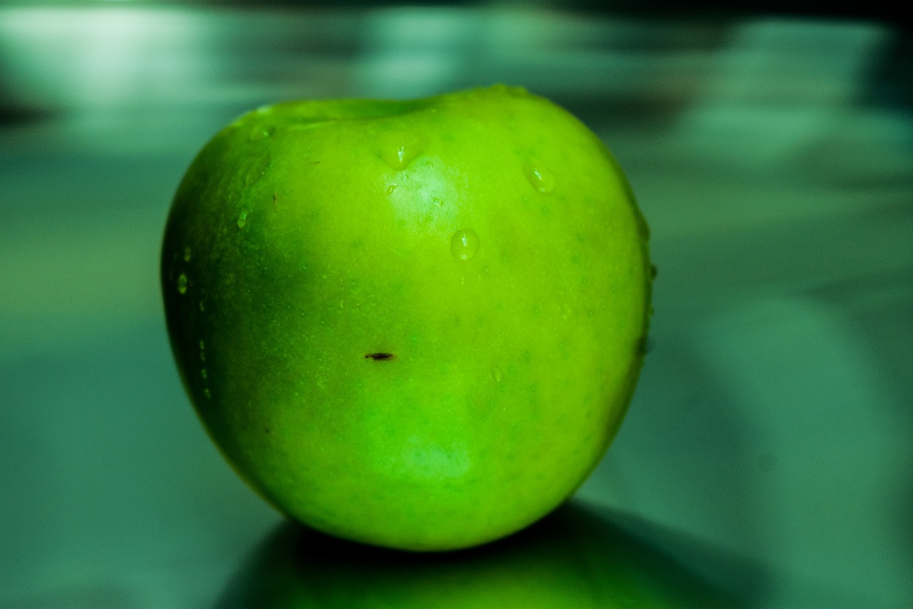 green apple  fruit  apple free photo