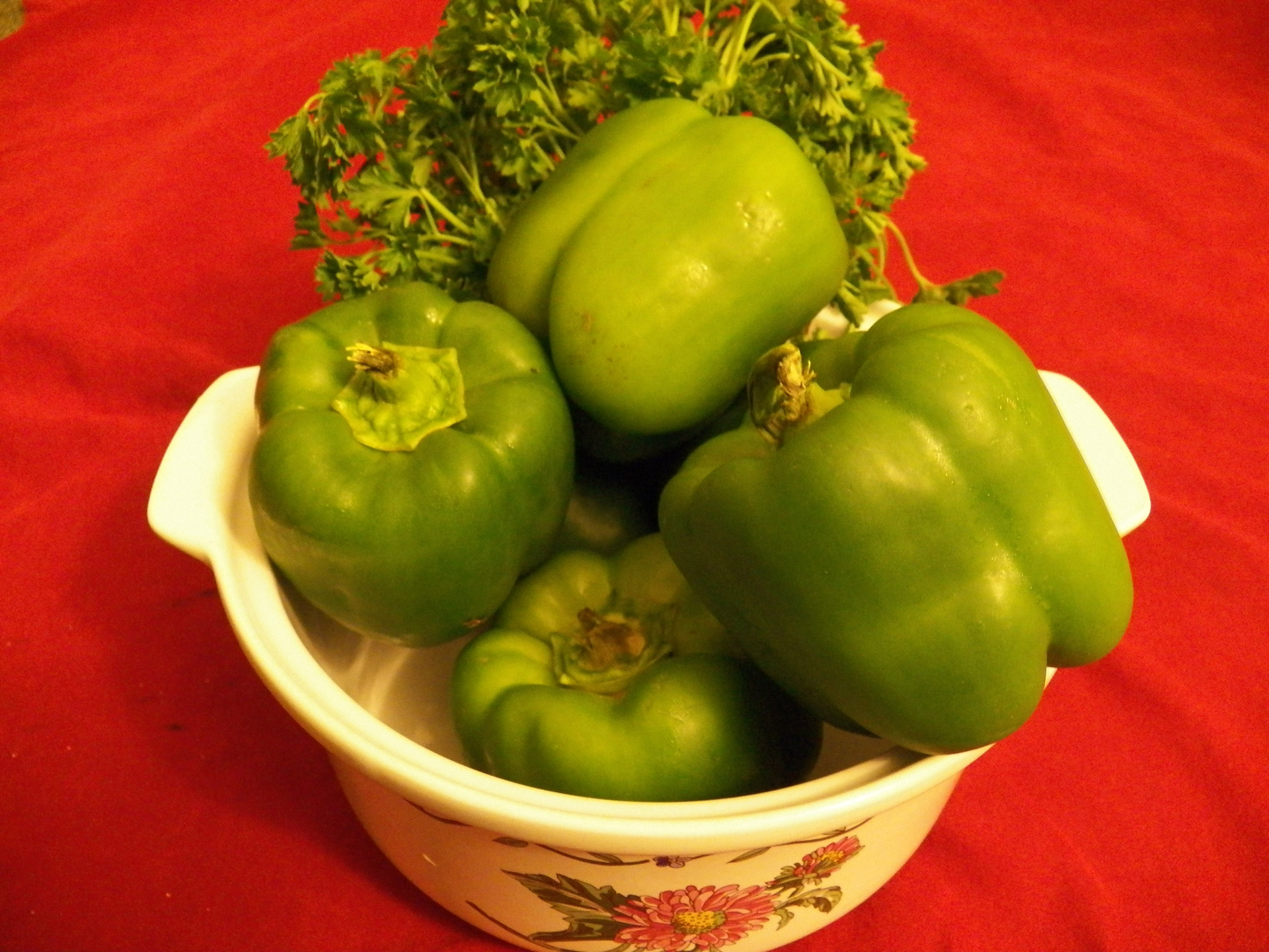 green peppers bell peppers bowl free photo
