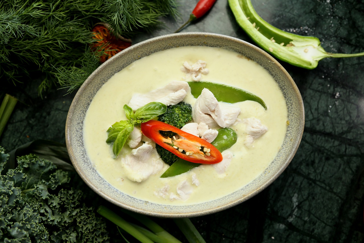 green curry  thai food  thai ingredient free photo
