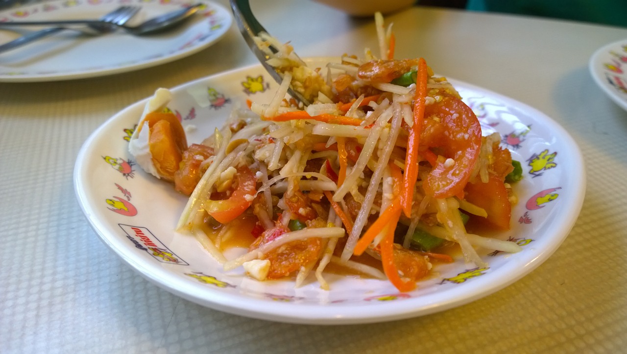 green papaya salad thai food som tam free photo