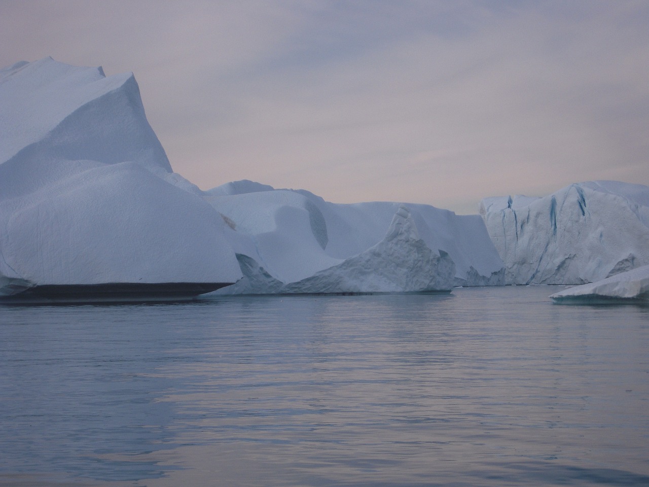 nature iceberg glitter free photo
