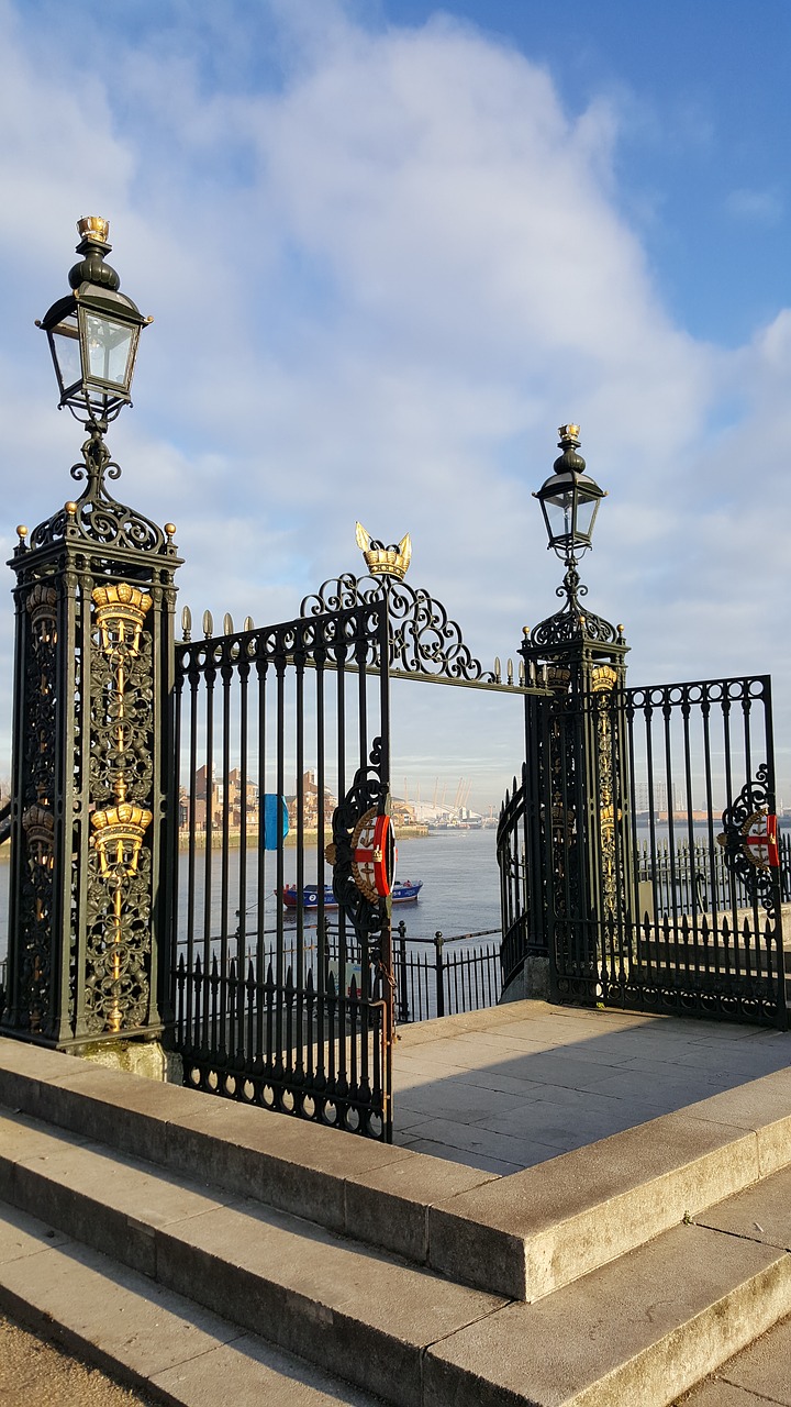 greenwich gate open thames free photo