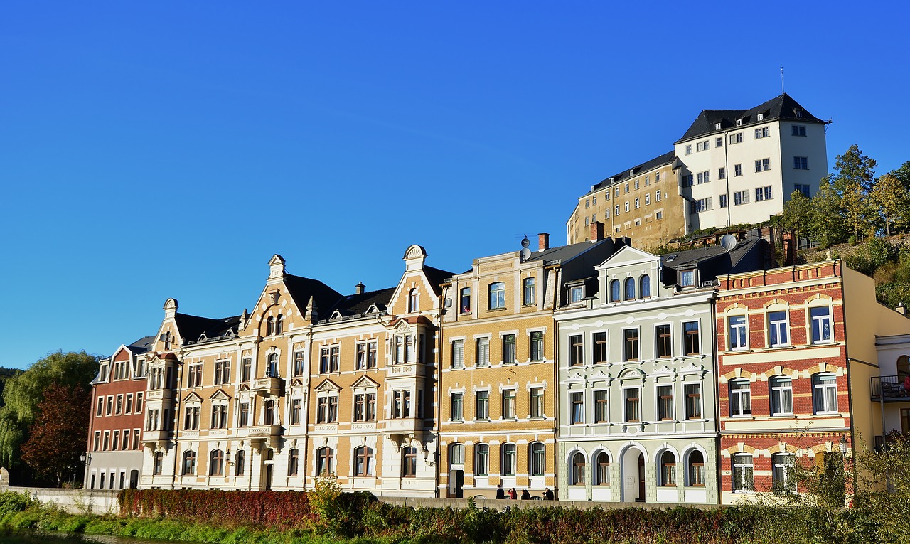 greiz  upper castle  architecture free photo