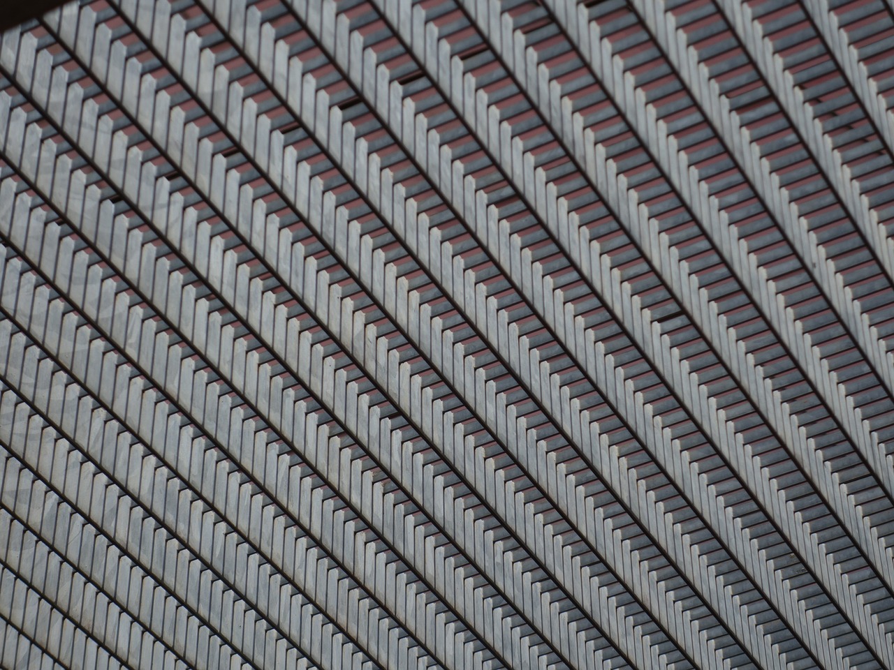 grid from the bottom metal free photo