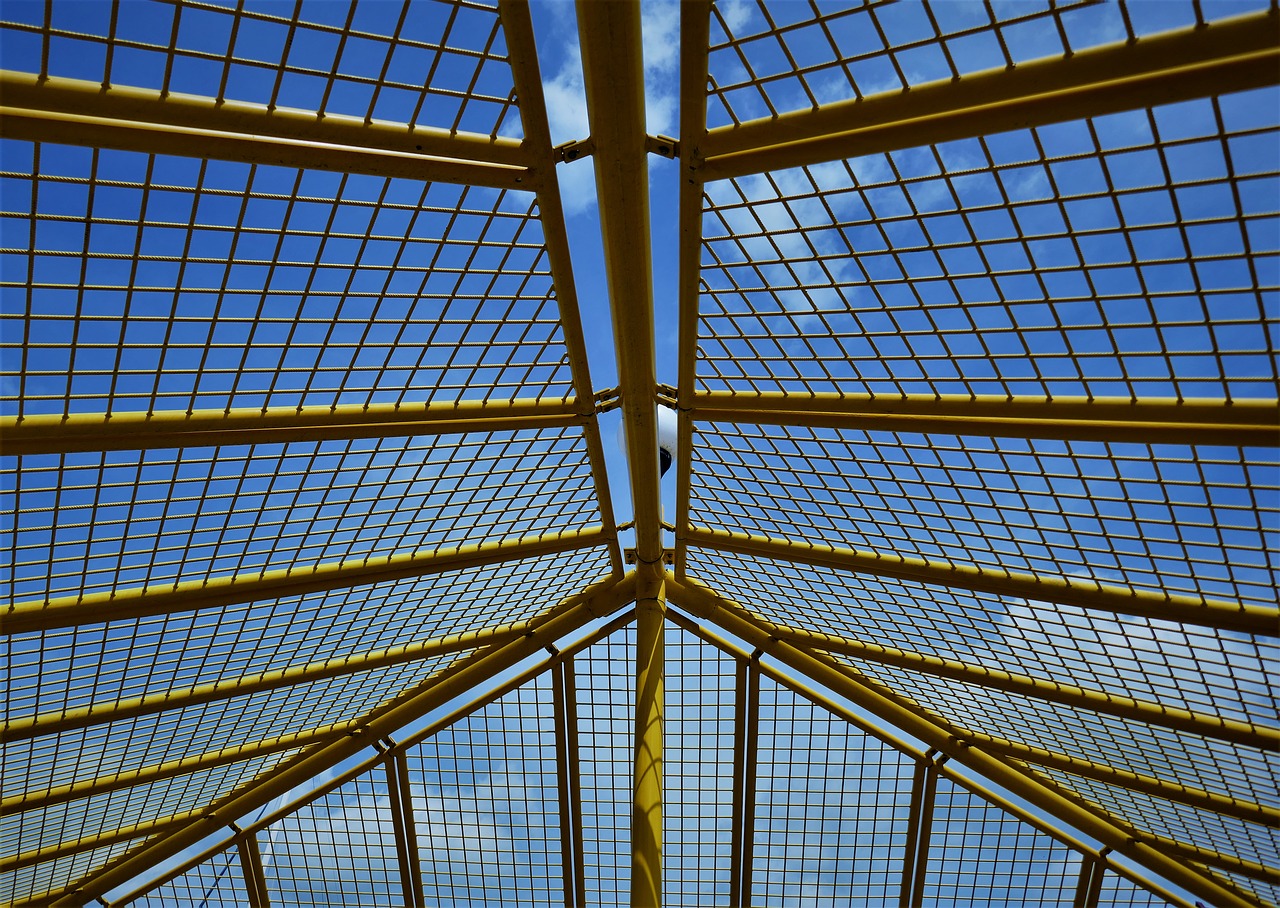 grid steel mesh lattice roof free photo