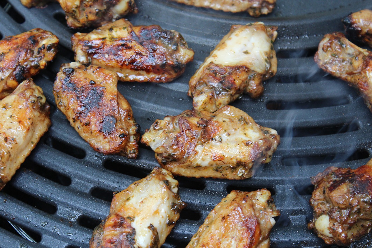 grill grilled meats chicken wings free photo