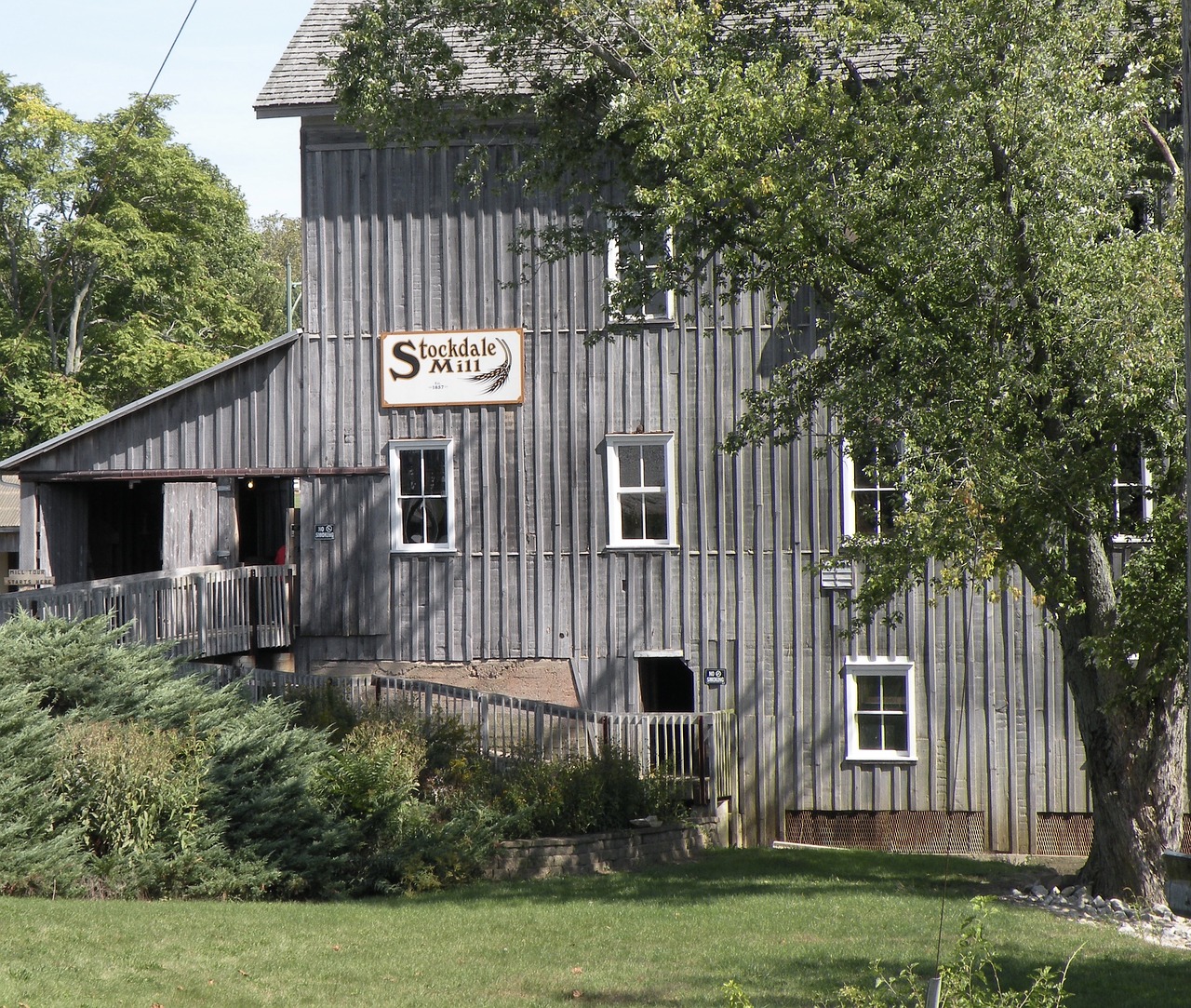 grist mill indiana historic free photo