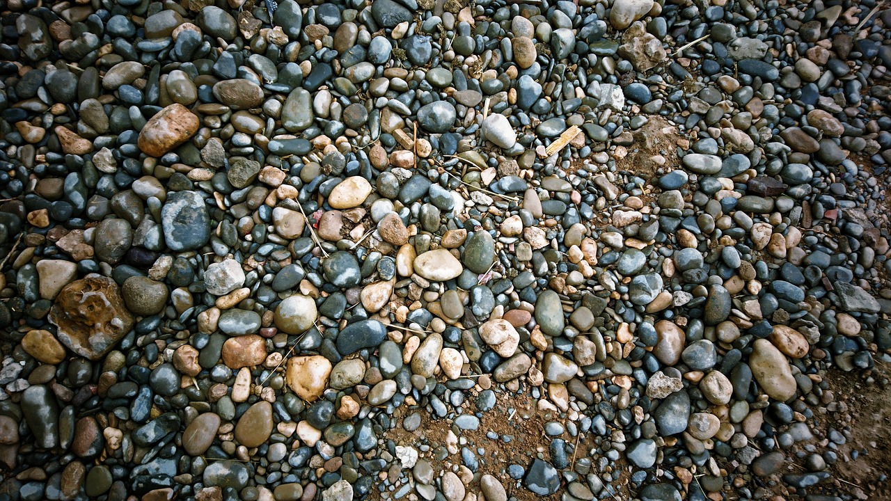 ground  black stone  lime،background screen free photo