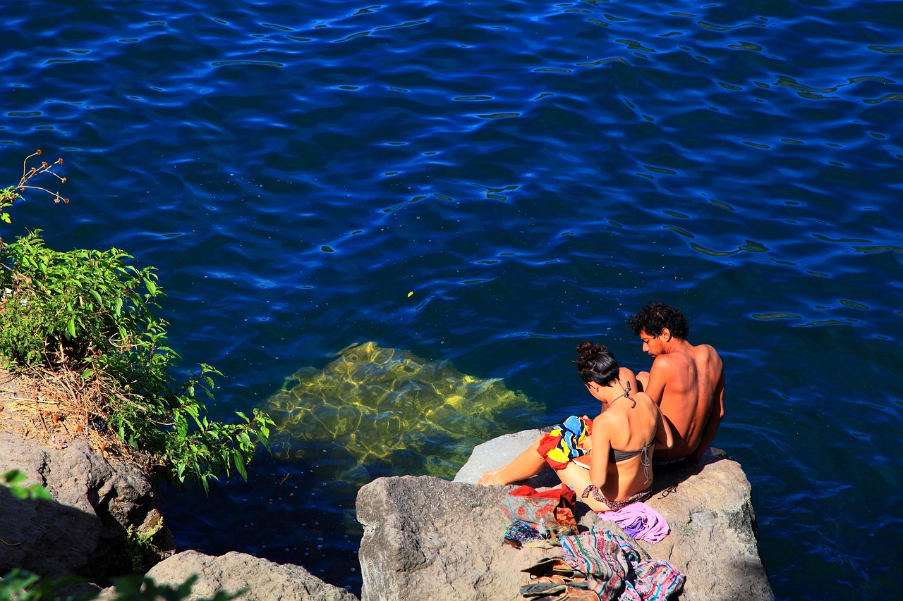 guatemala couples central america free photo