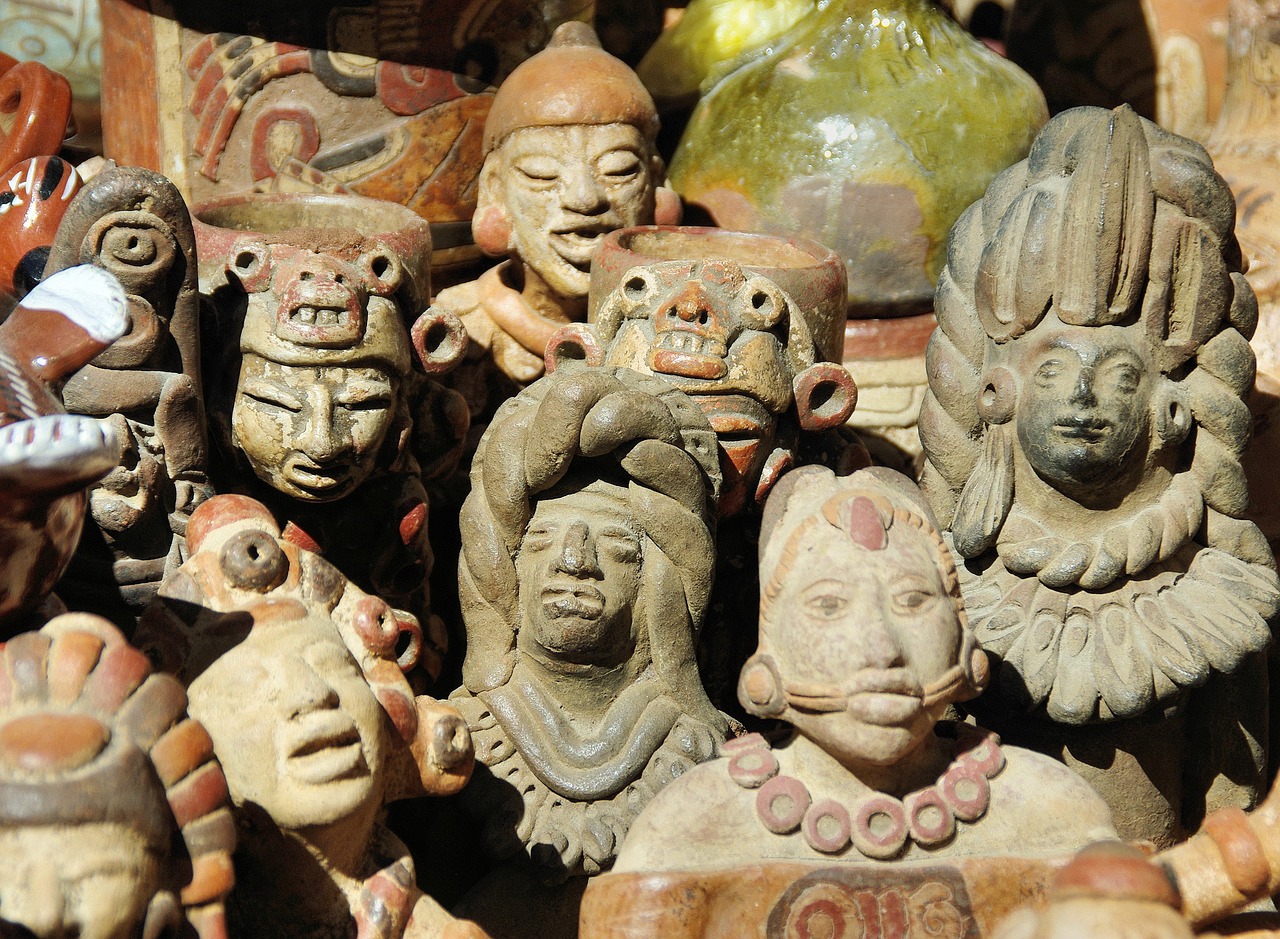 guatemala market figurines free photo