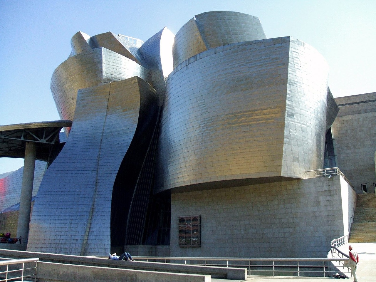 guggenheim museum bilbao free photo