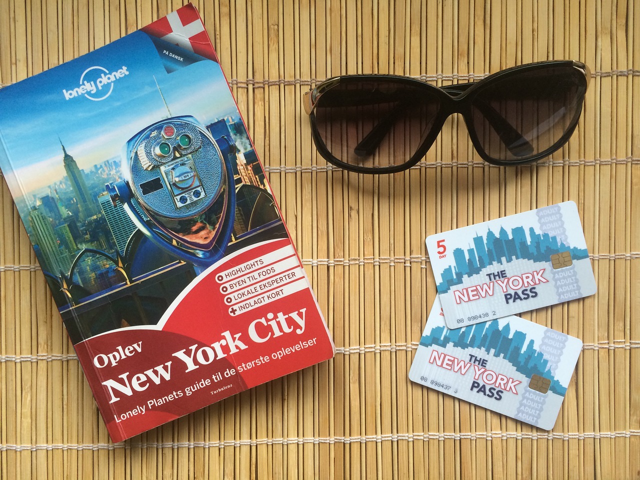 guide travel citypass free photo