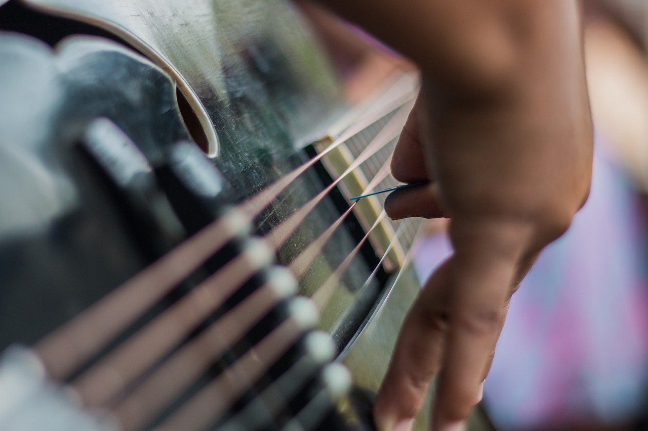 guitar music playing free photo