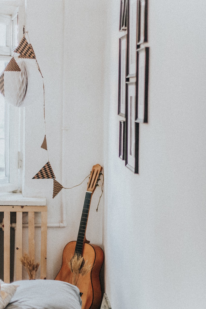 guitar  decor  music free photo