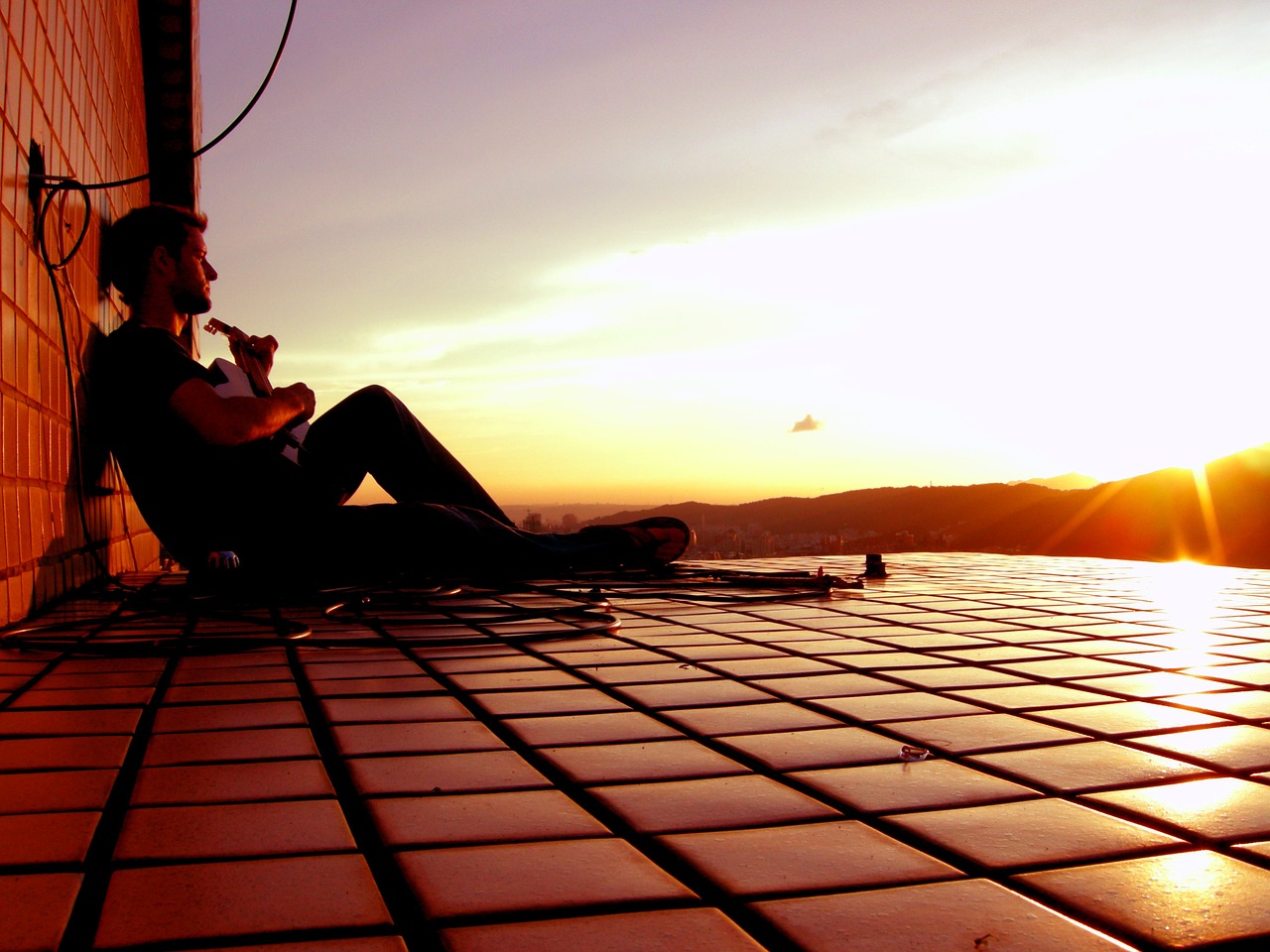 guitar rooftop mountains free photo