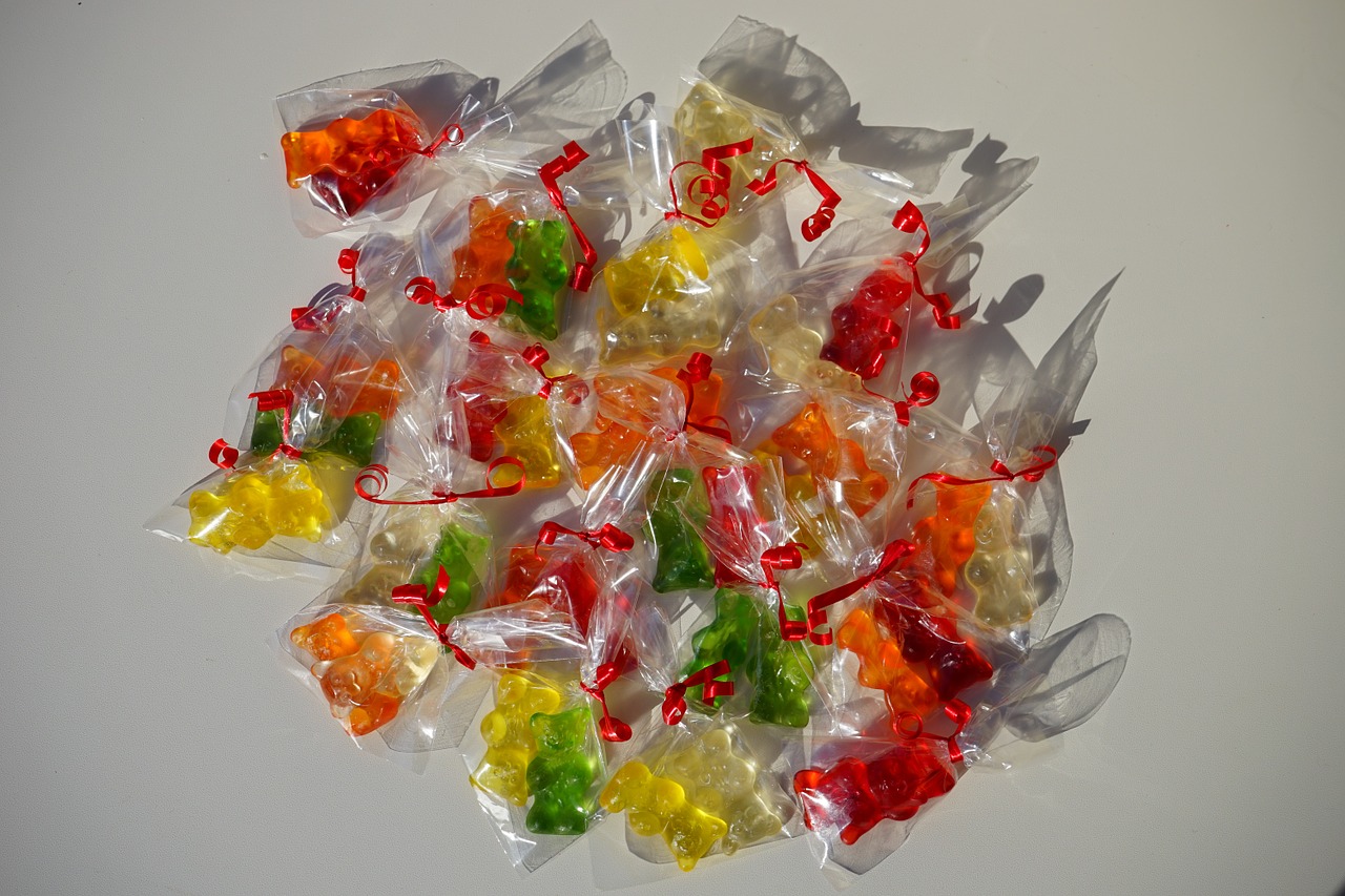 Download free photo of Gummi bears,packed,sachets,mitbringsel ...