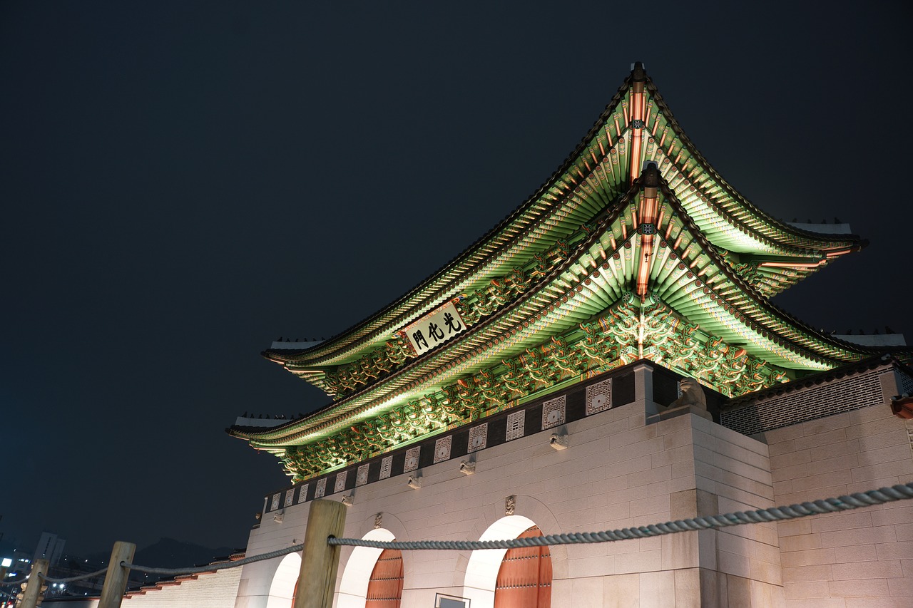 gwanghwamun seoul gyeongbok palace free photo