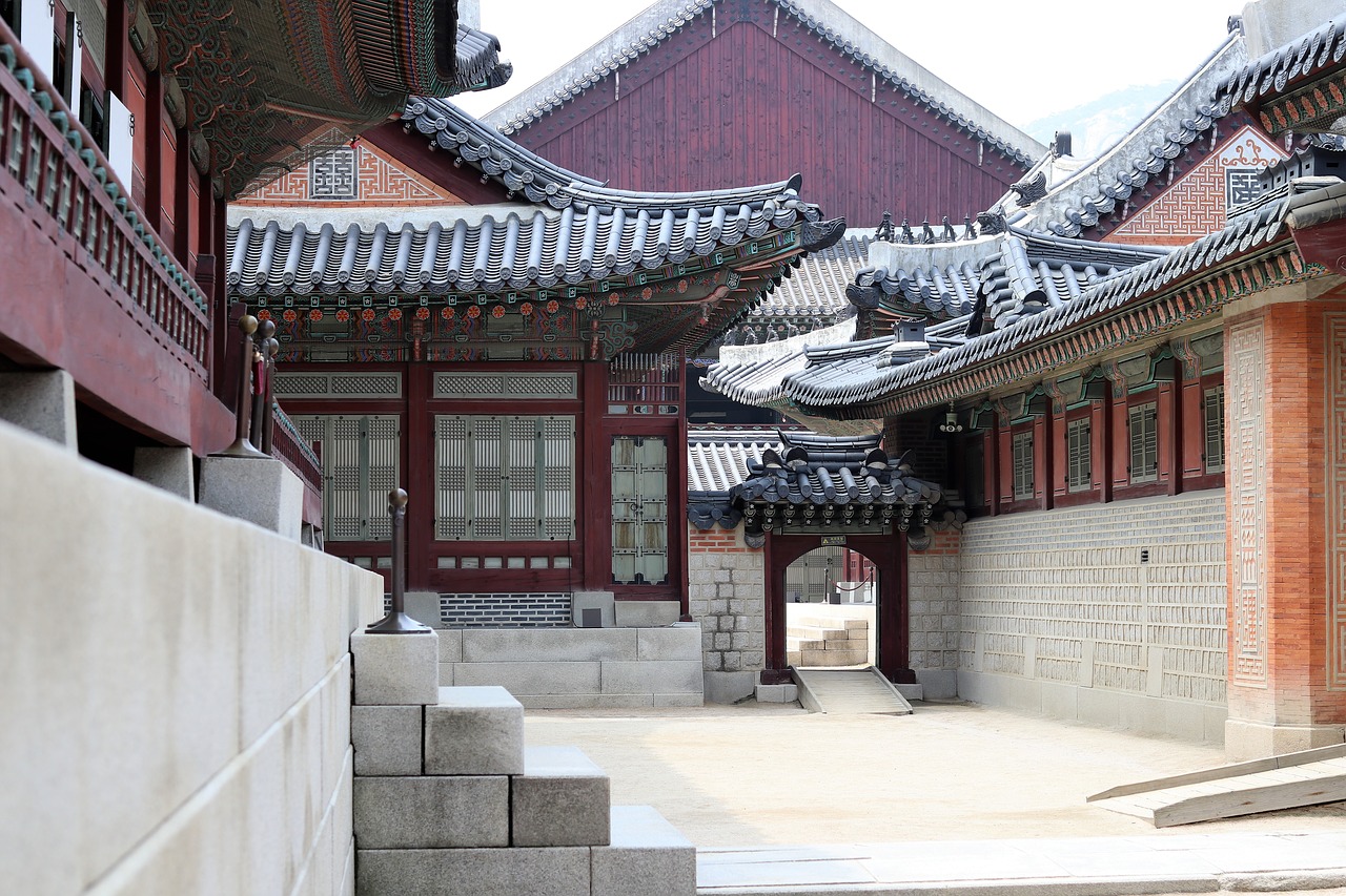 gyeongbok palace palace forbidden city free photo