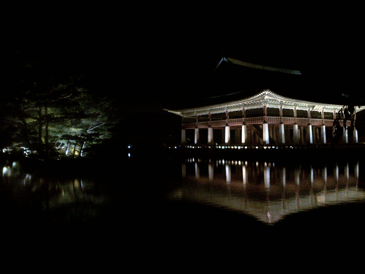 gyeongbok palace republic of korea forbidden city free photo