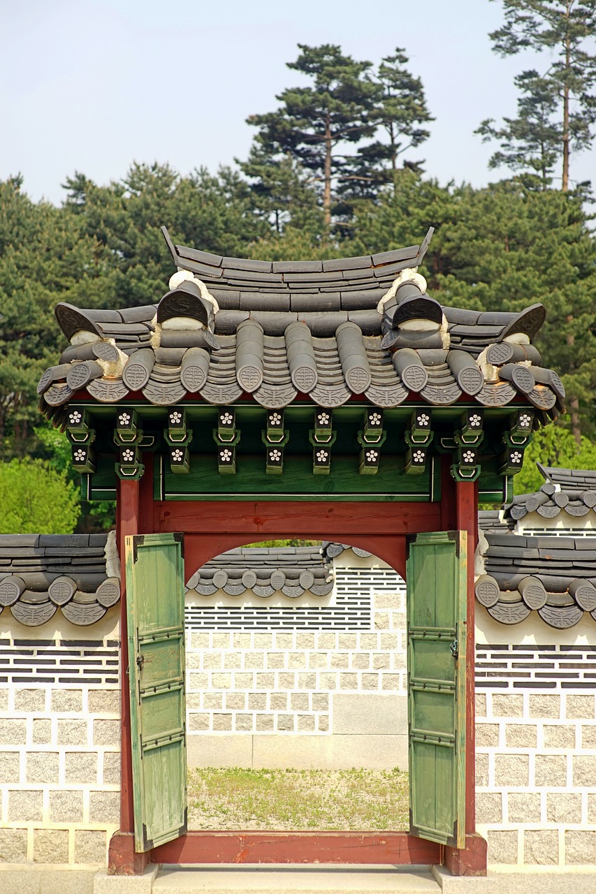 gyeongbok palace gate nature free photo