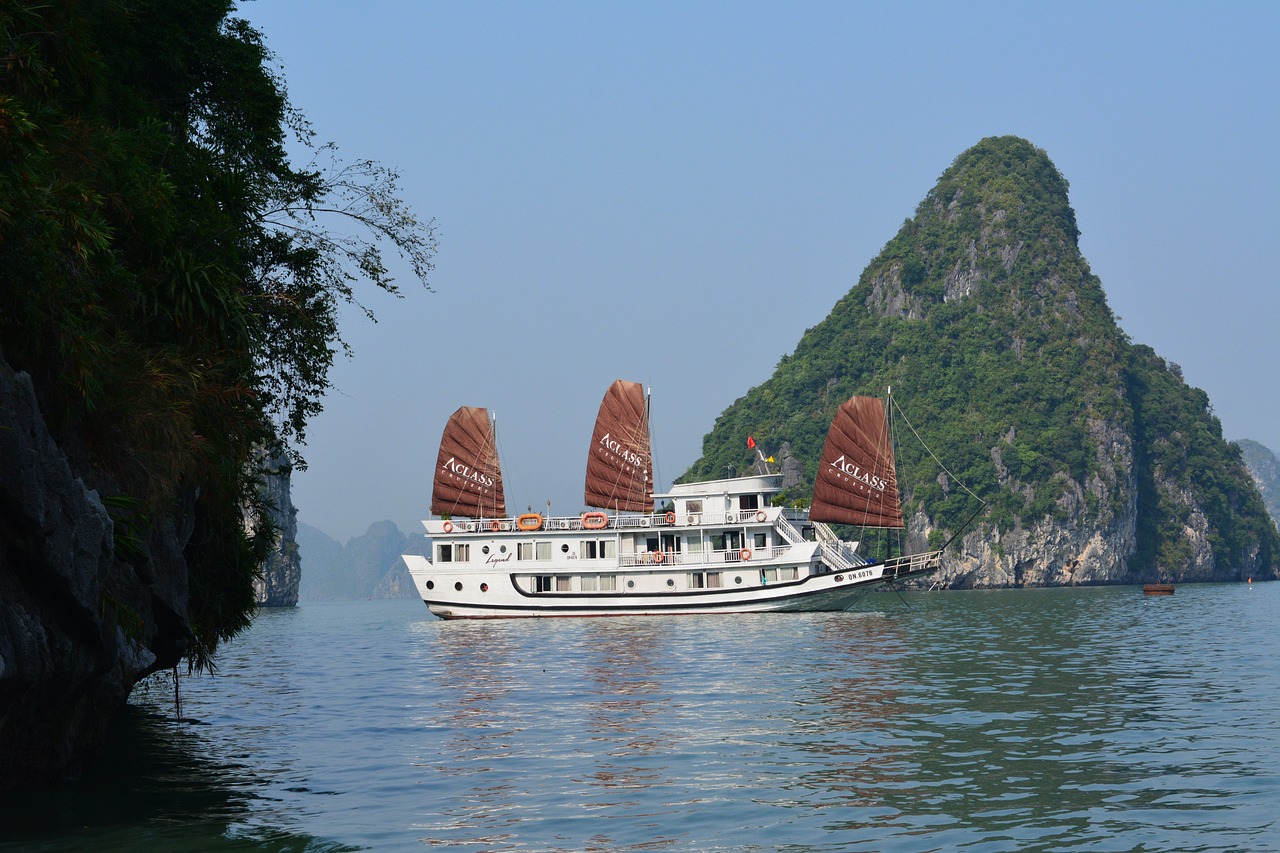 ha long bay vietnam travel free photo