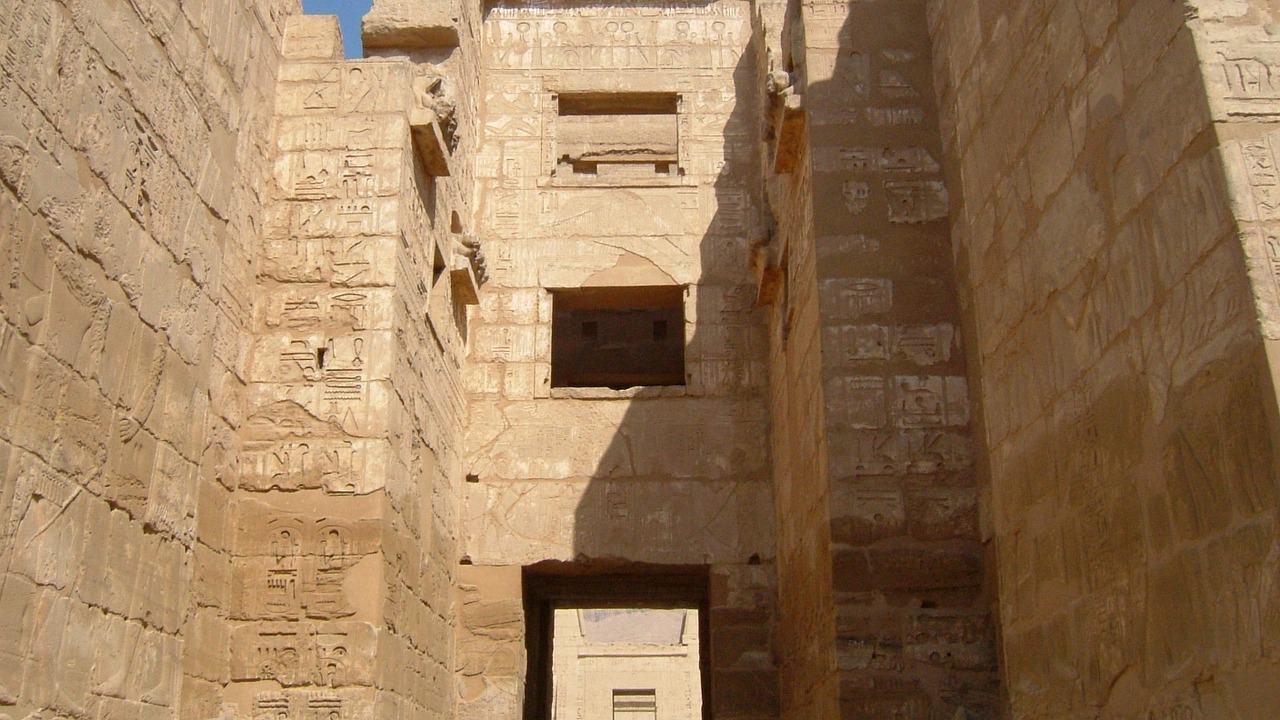 habu temple syrian style temple luxor west bank free photo