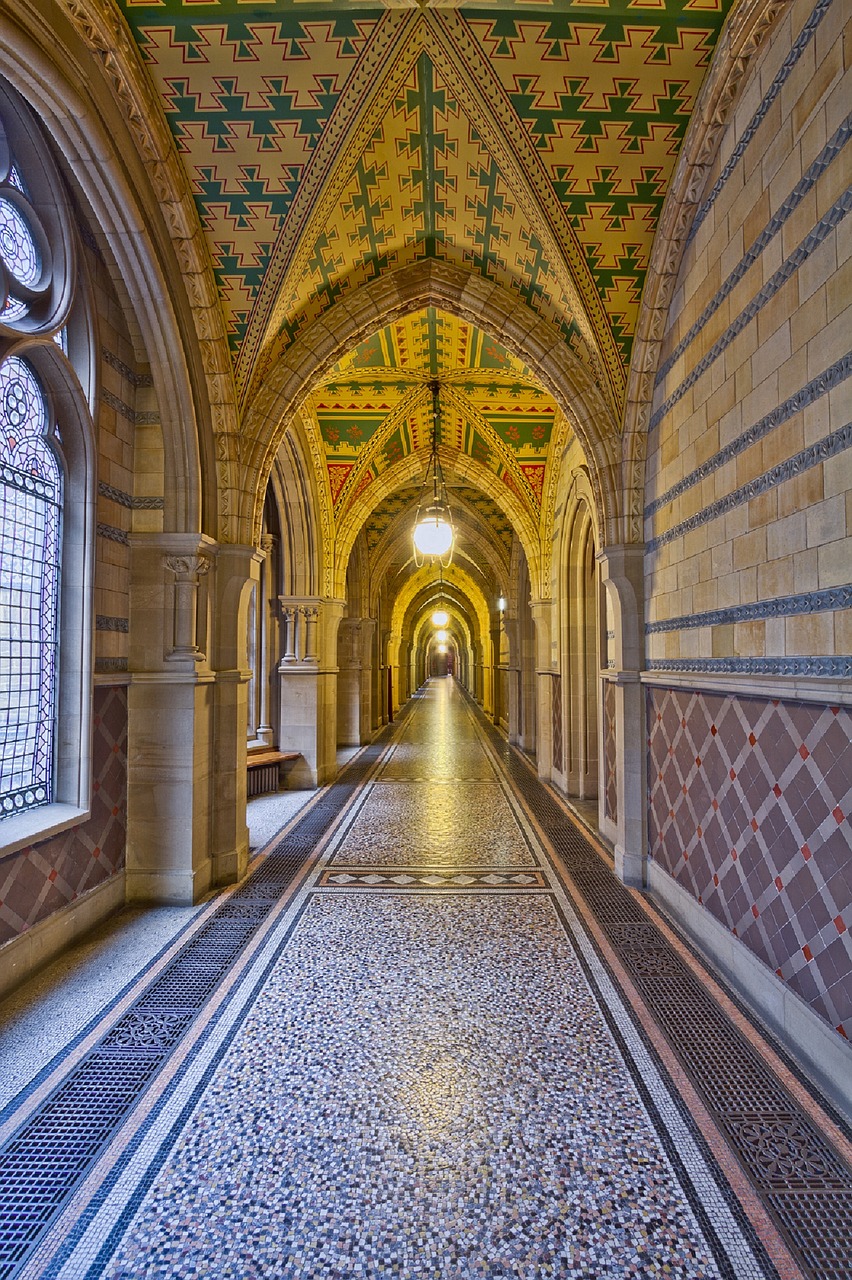 hall historic manchester town hall free photo
