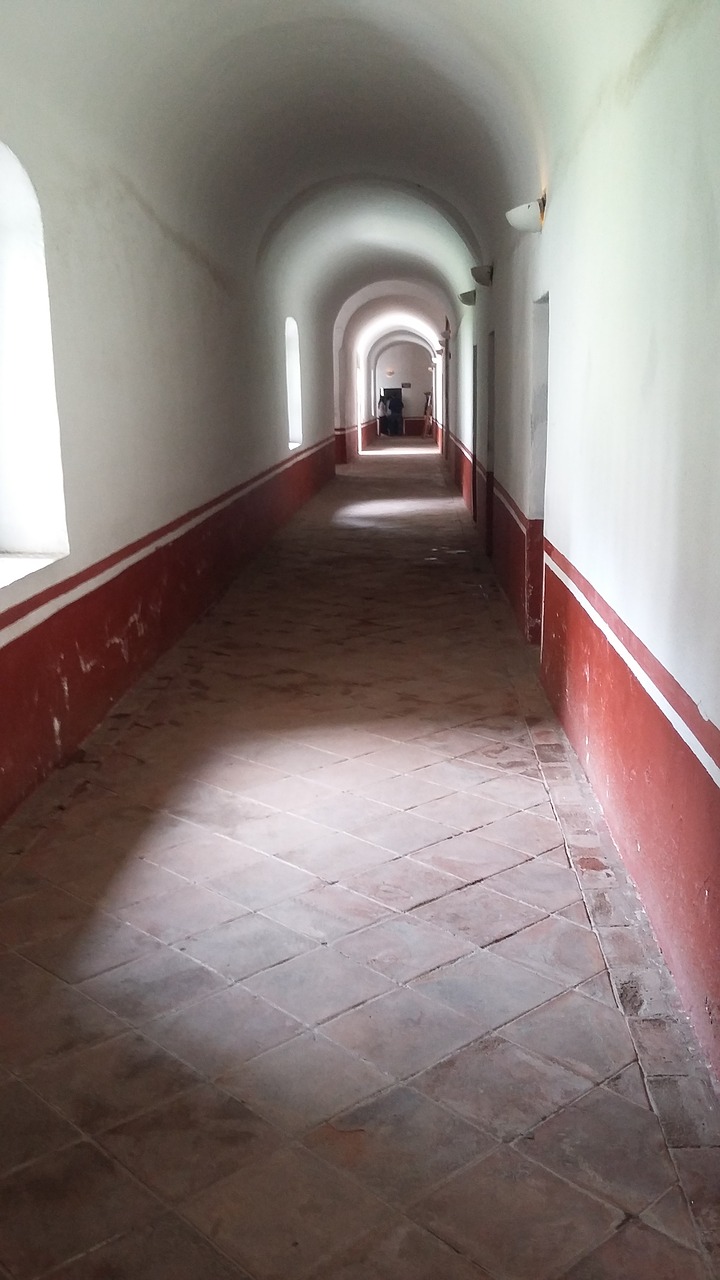 hall convent white free photo