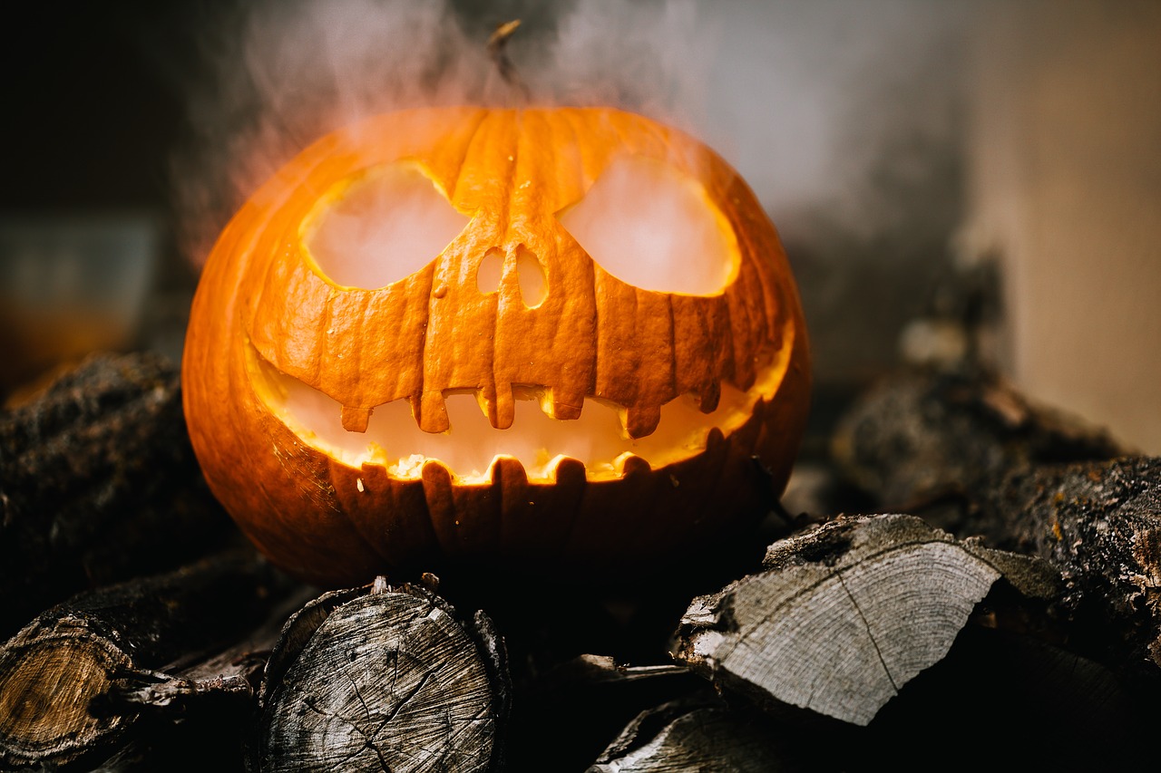 halloween spooky jack-o-lantern free photo