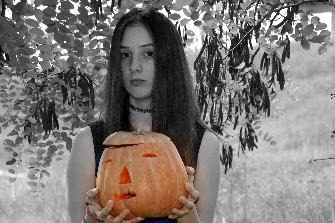 halloween pumpkin girl free photo
