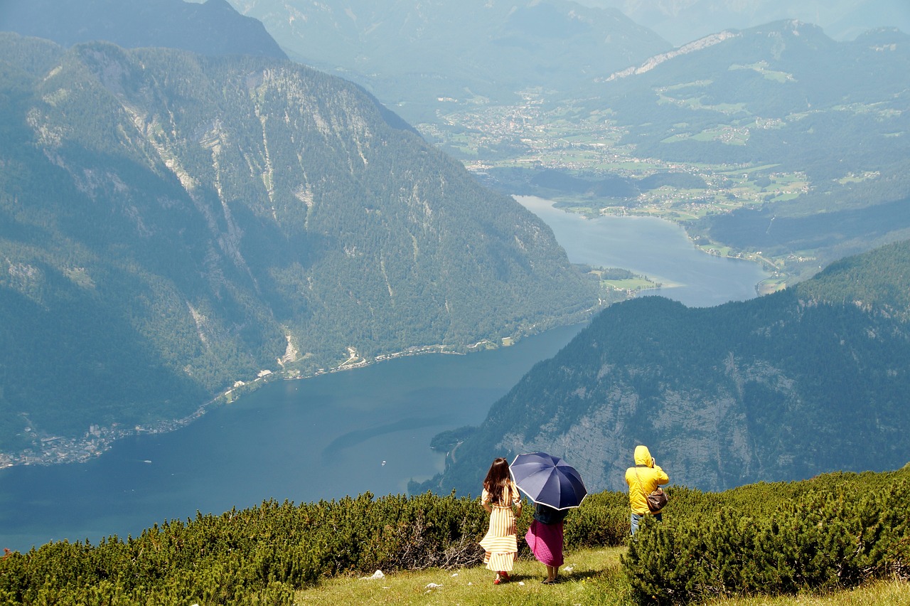 hallstatt  lake  austria free photo