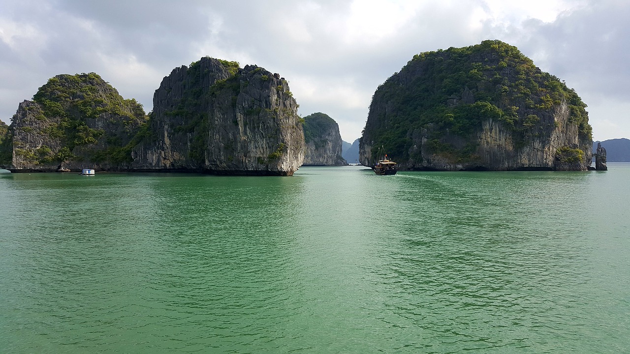 halong bay viet nam sea free photo