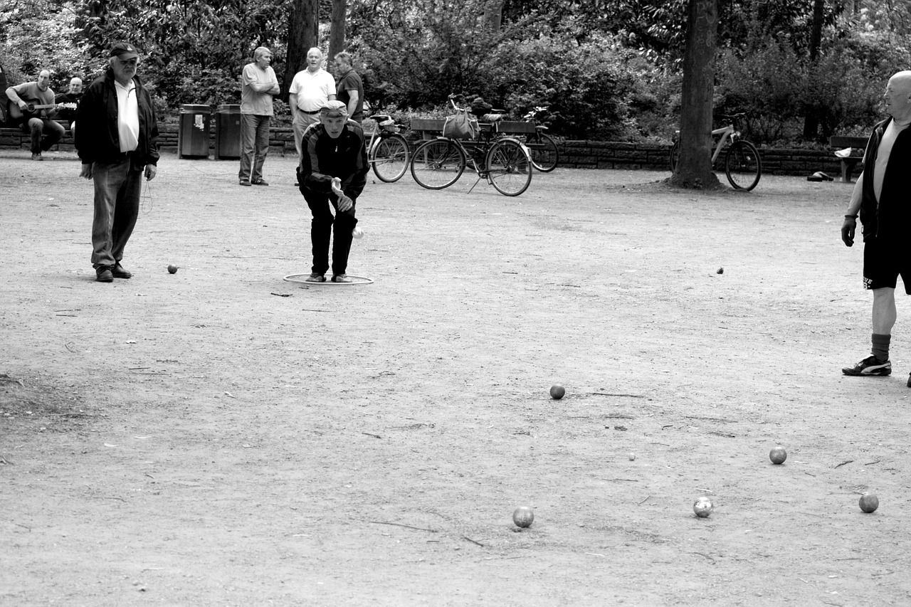 hamburg city park boule free photo