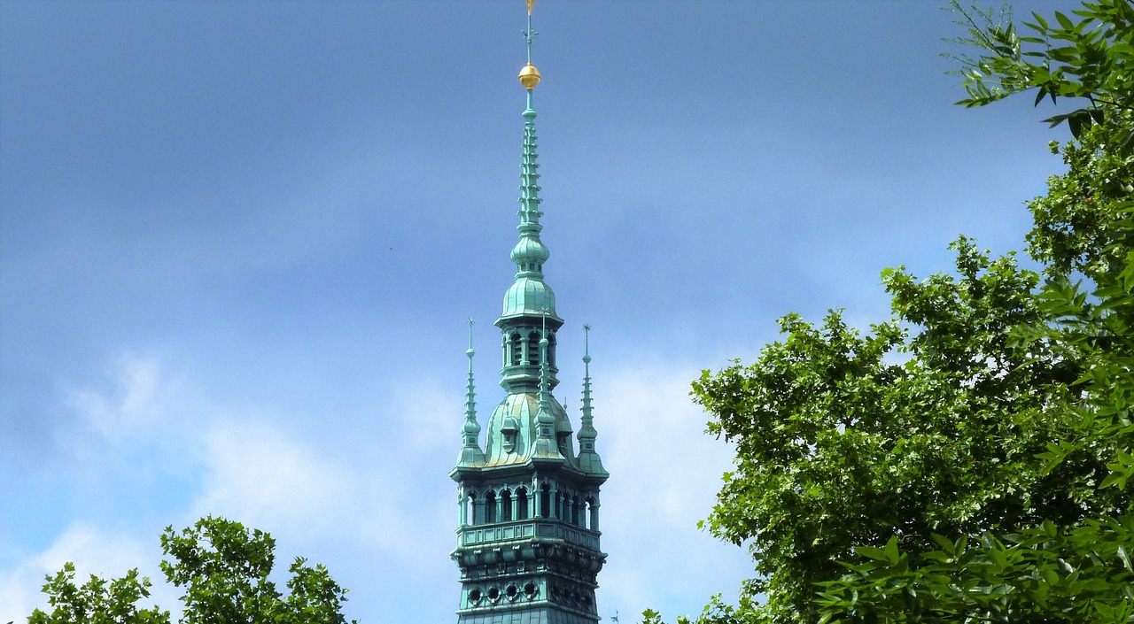 hamburg town hall hanseatic city free photo