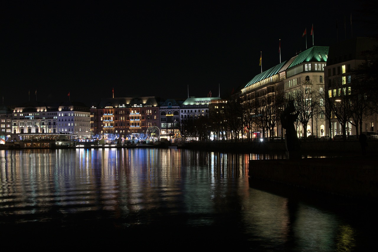 hamburg night christmas market free photo