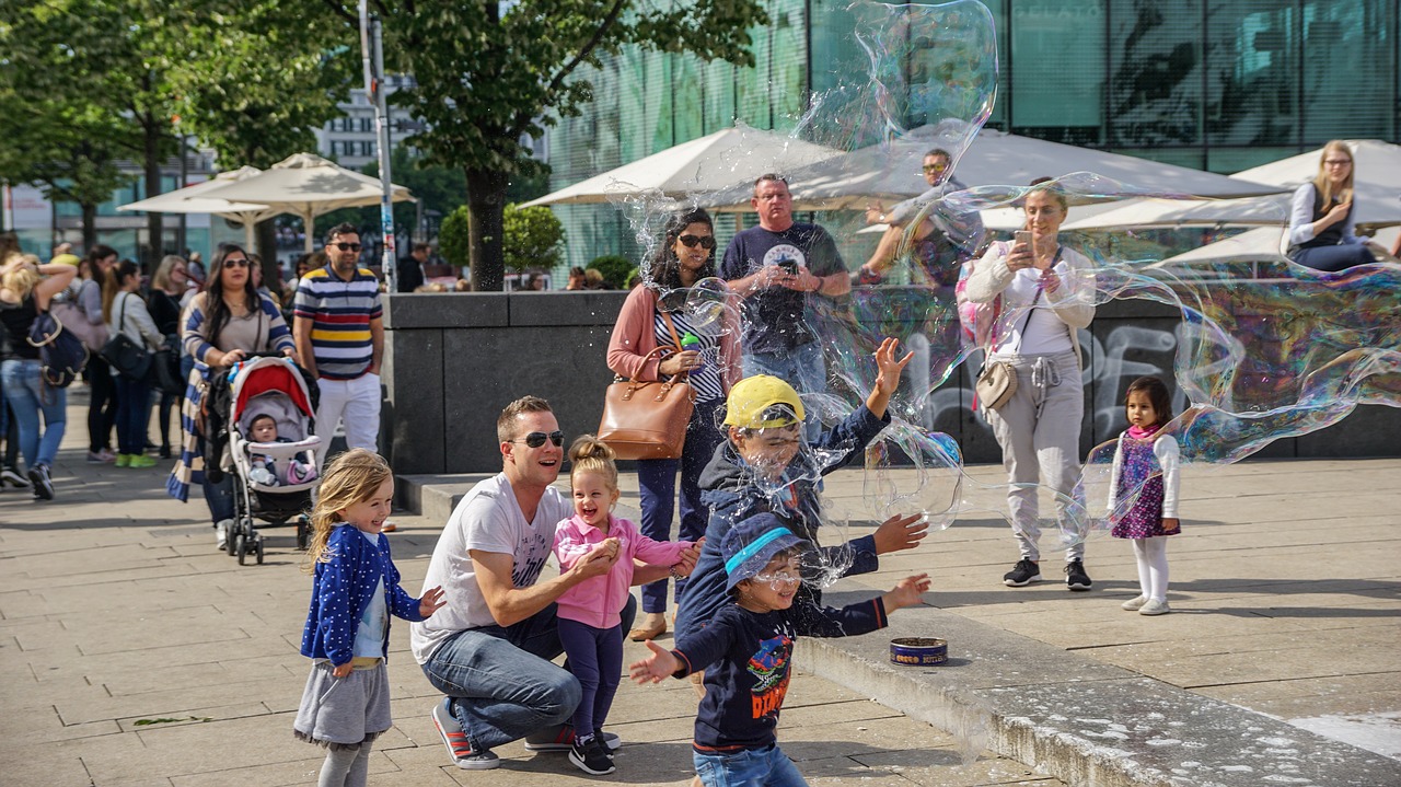 hamburg soap bubble children free photo