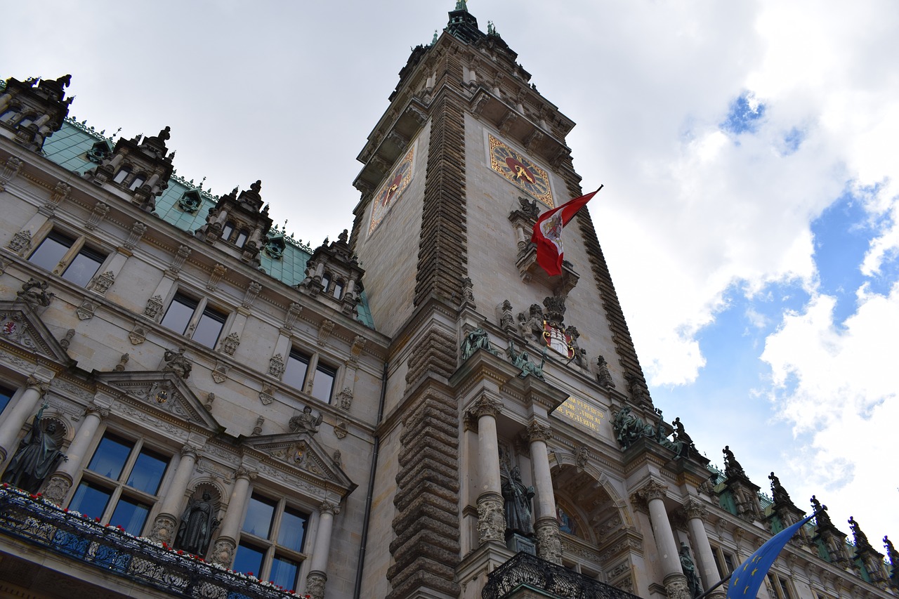 hamburg town hall architecture free photo