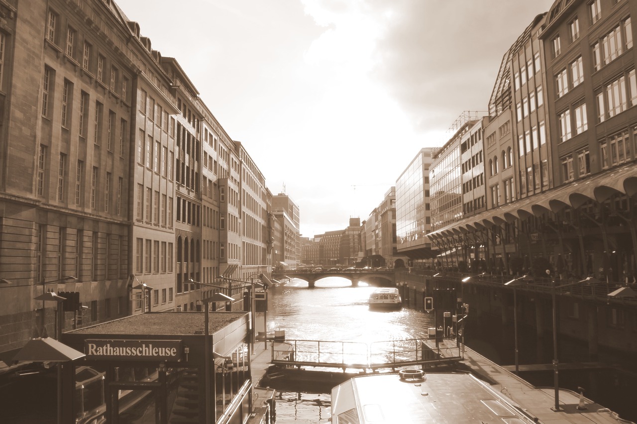 hamburg speicherstadt architecture free photo