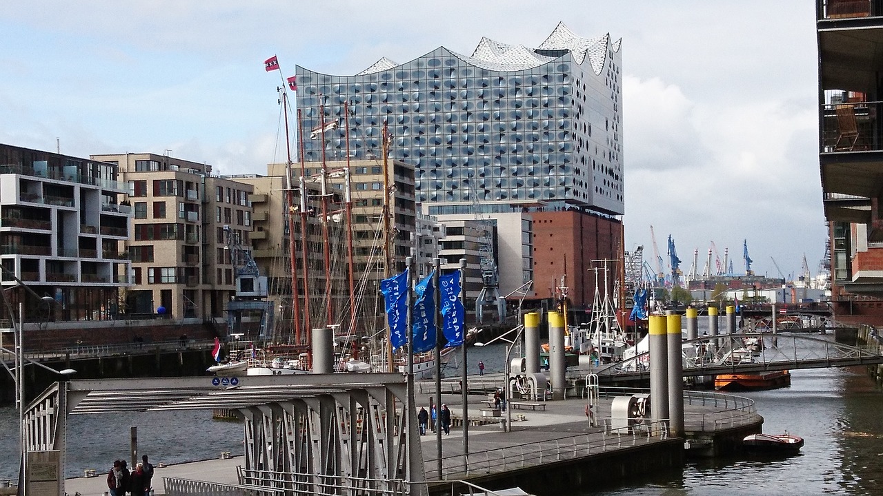 hamburg elbe philharmonic hall grasbrookhafen free photo