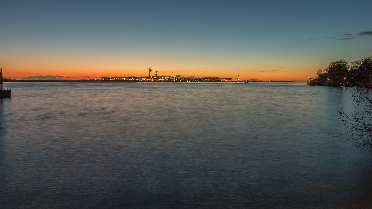 hamburg elbe airbus free photo