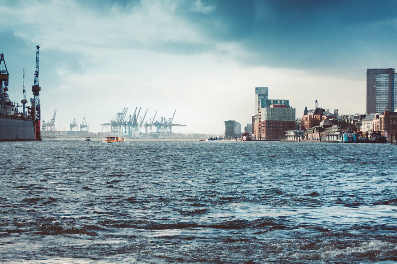 hamburg hanseatic city elbe free photo