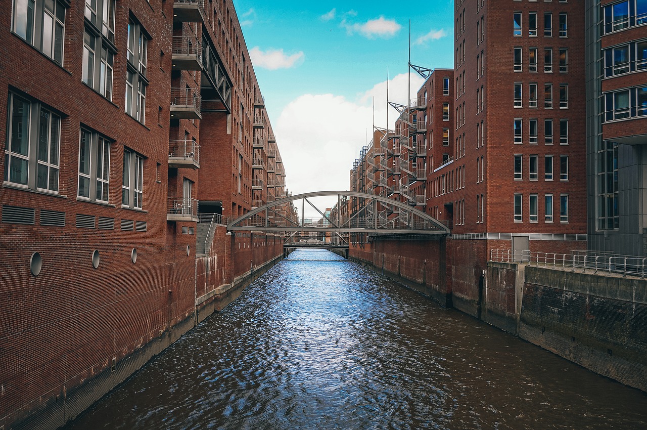 hamburg  speicherstadt  architecture free photo