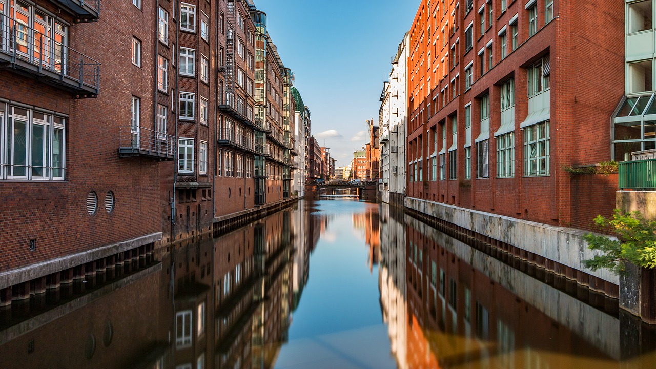 hamburg  architecture  building free photo