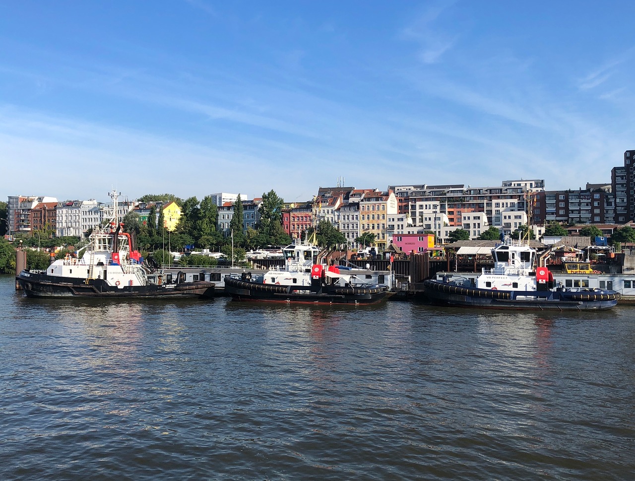 hamburg  port  facade free photo