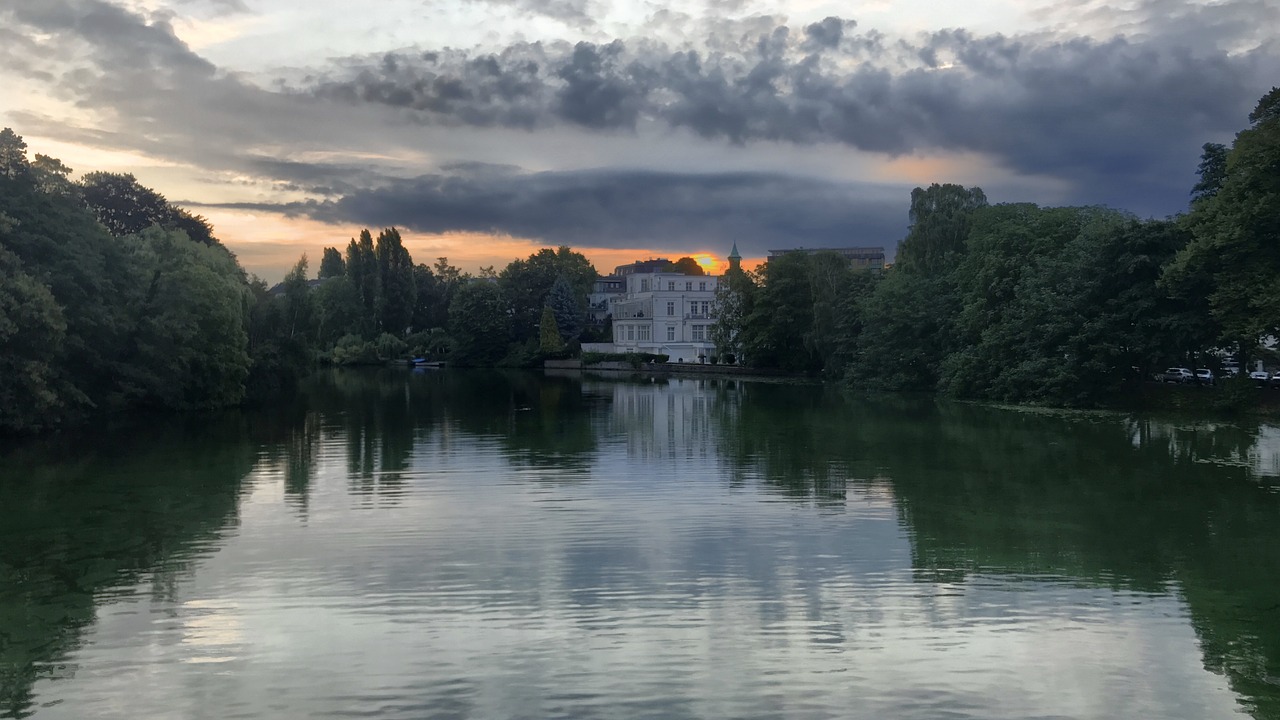 hamburg  alster  sunrise free photo