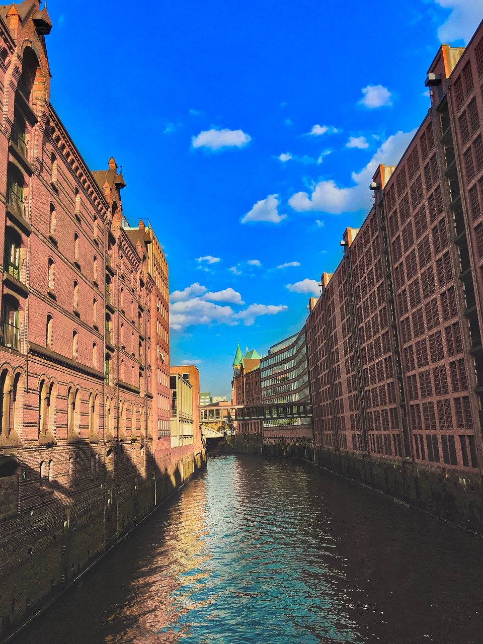 hamburg  speicherstadt  brick free photo